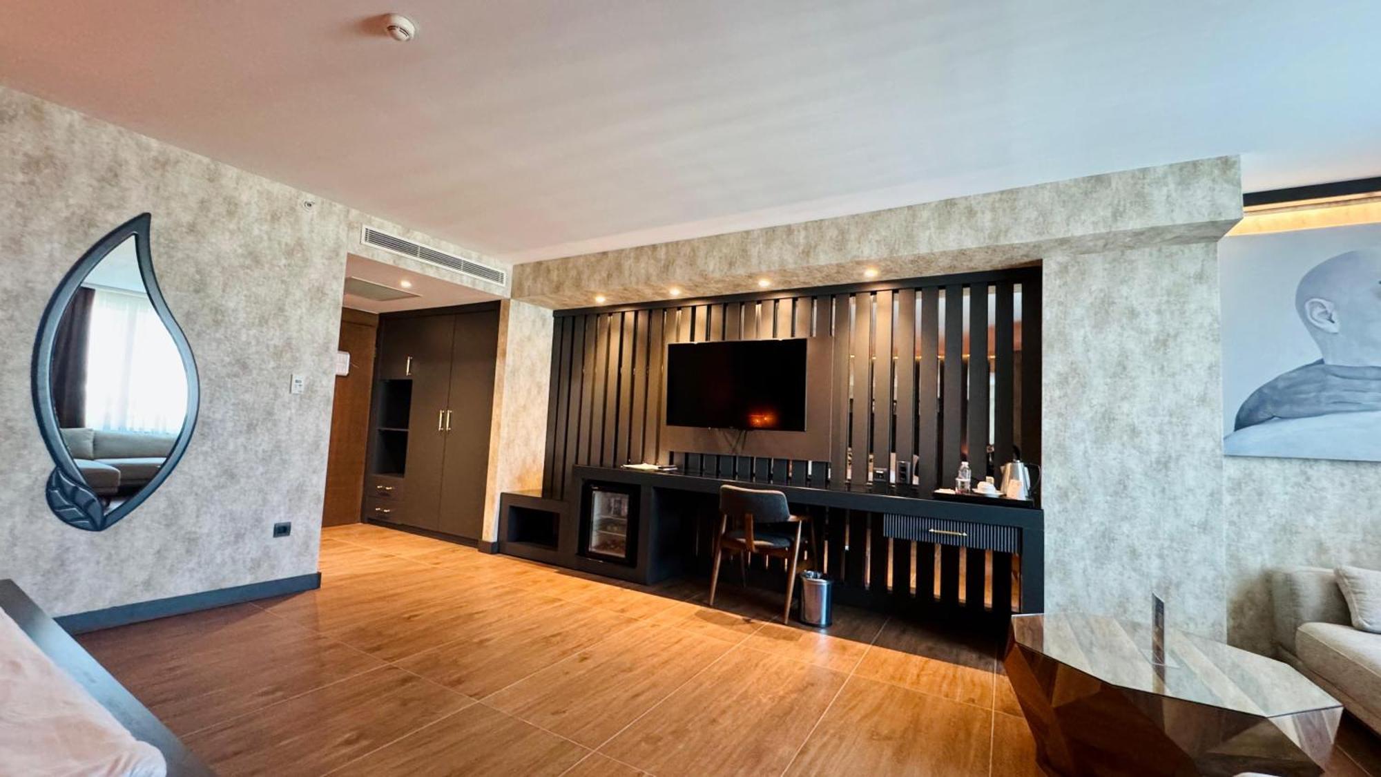 Sirin Park Hotel Adana Bagian luar foto