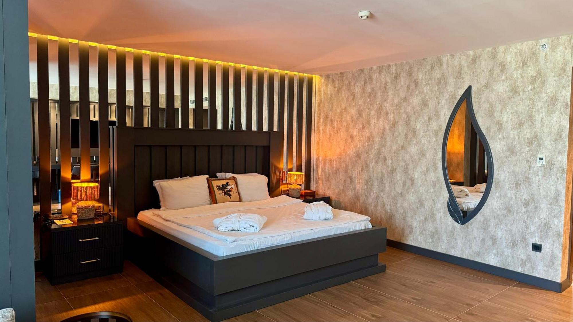 Sirin Park Hotel Adana Bagian luar foto